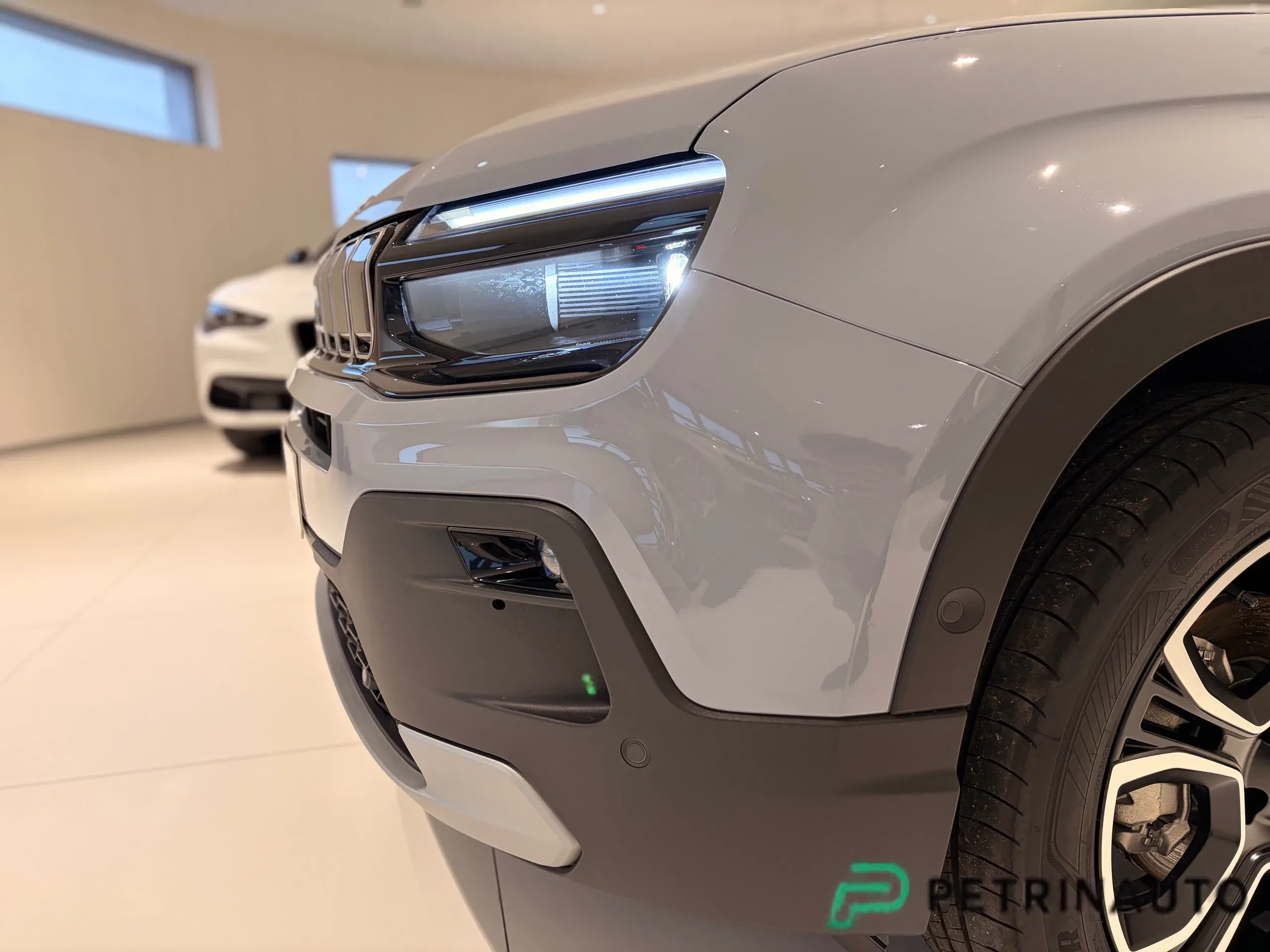 Jeep Avenger 1.2 turbo e-hybrid mhev Summit fwd 110cv edct6 KM0 NAZIONALE foto 24
