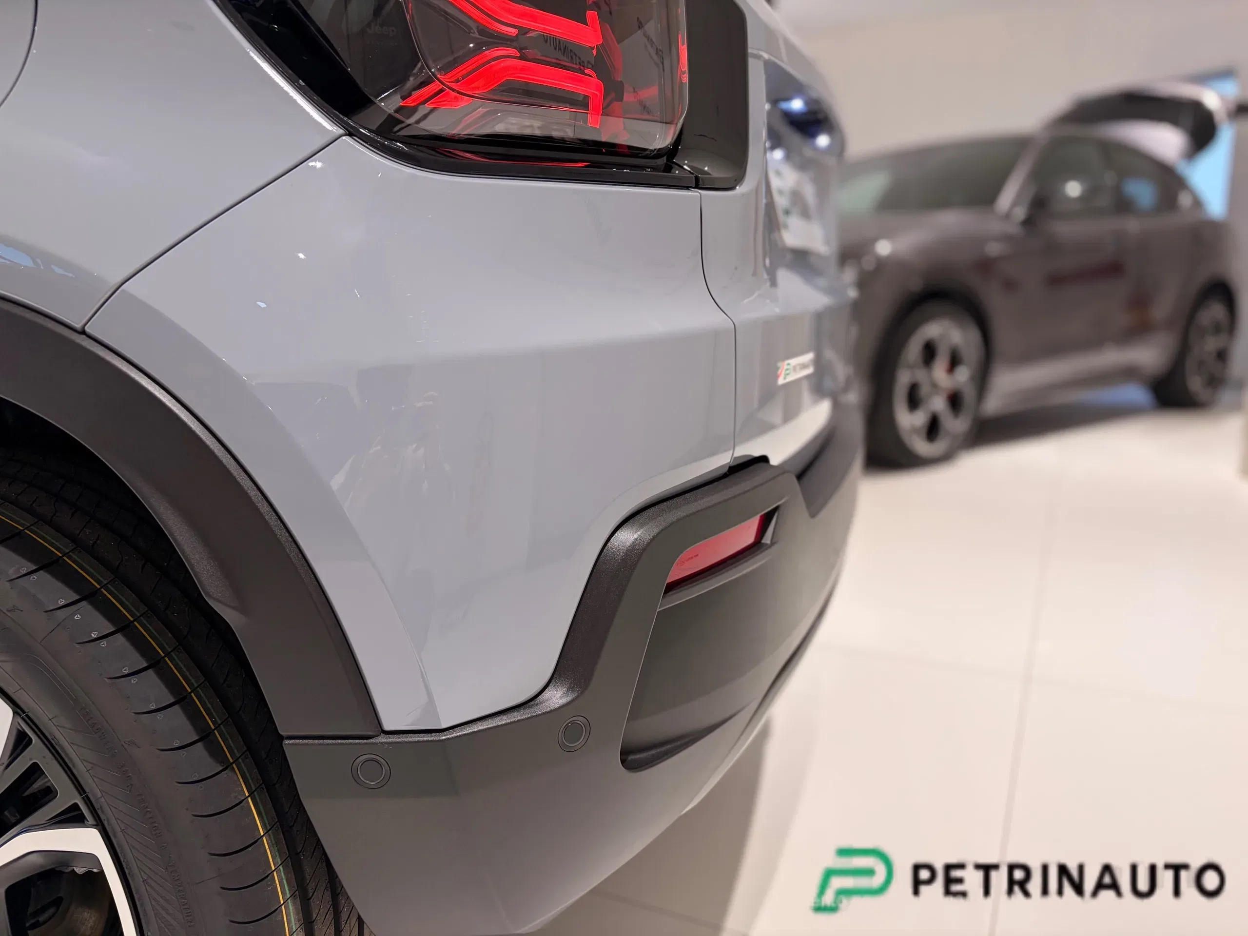 Jeep Avenger 1.2 turbo e-hybrid mhev Summit fwd 110cv edct6 KM0 NAZIONALE foto 25