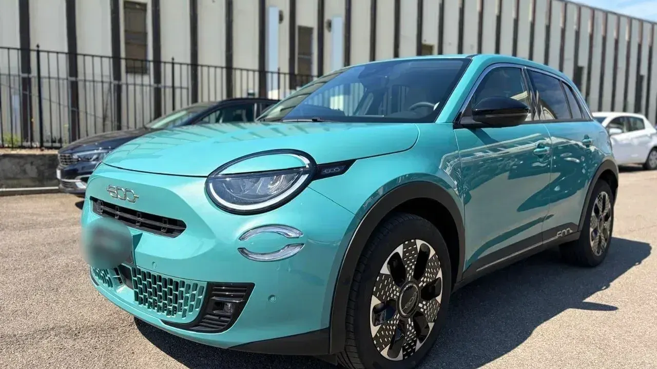 Fiat 600 PROMO 1.2 hybrid La Prima 110cv auto