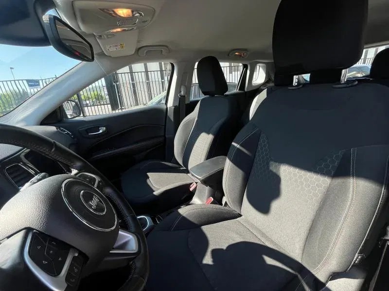 Jeep Compass 1.3 turbo t4 phev Business 4xe at6 foto 10