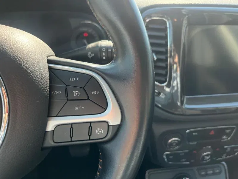 Jeep Compass 1.3 turbo t4 phev Business 4xe at6 foto 19