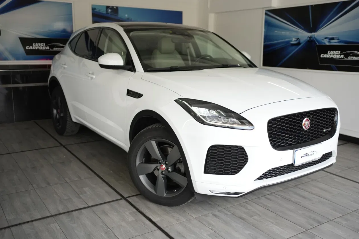 Jaguar E-Pace 2.0D 180 CV AWD R-Dynamic SE foto 3