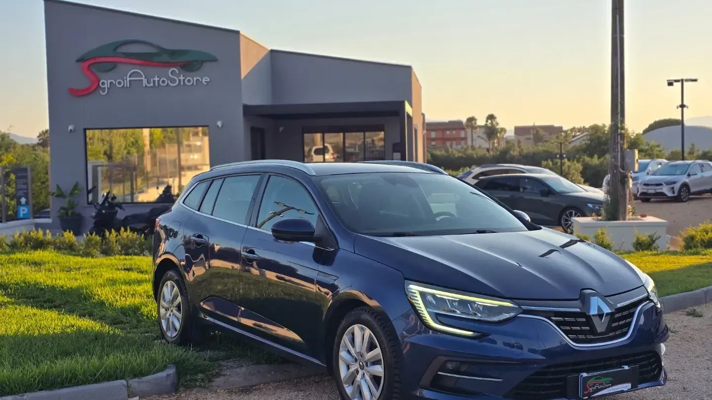 Renault Mégane Sporter Blue dCi 115CV EDC Bus.