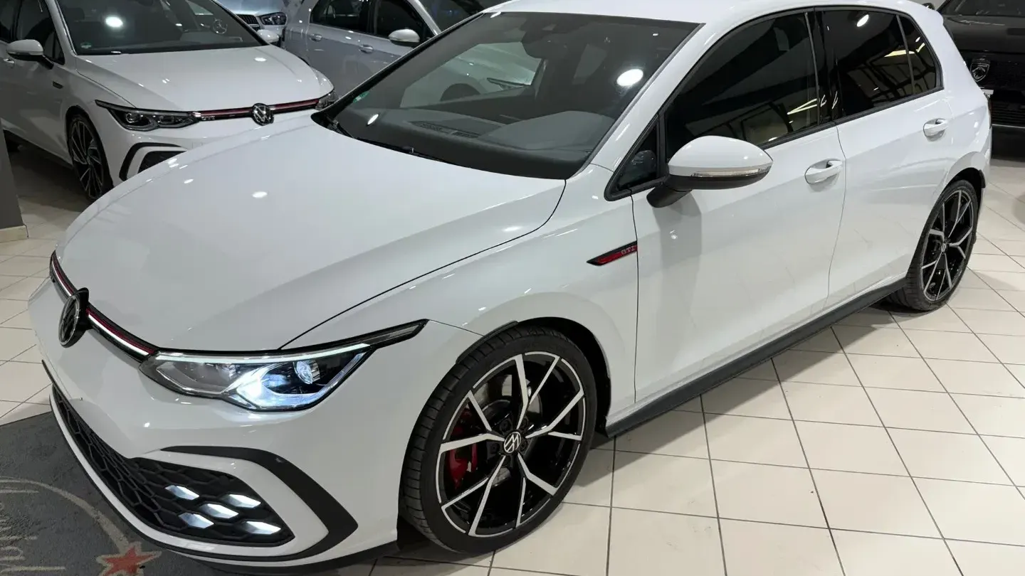 Volkswagen Golf 2.0 TSI GTI DSG