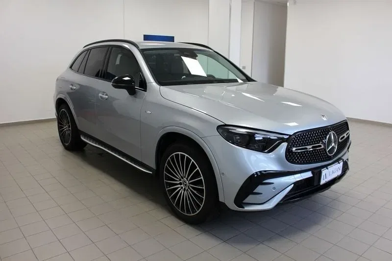 Mercedes-Benz GLC 300 de 4M PHEV AMG Line Premium Advanced foto 3