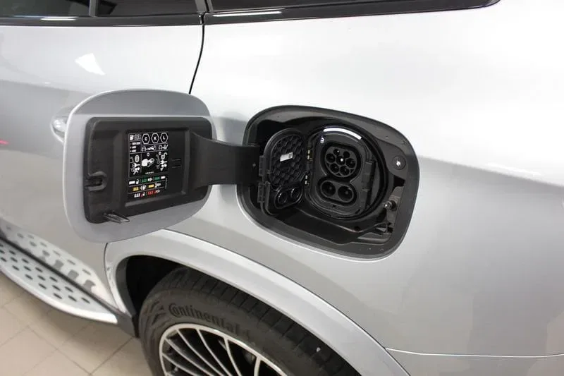 Mercedes-Benz GLC 300 de 4M PHEV AMG Line Premium Advanced foto 34