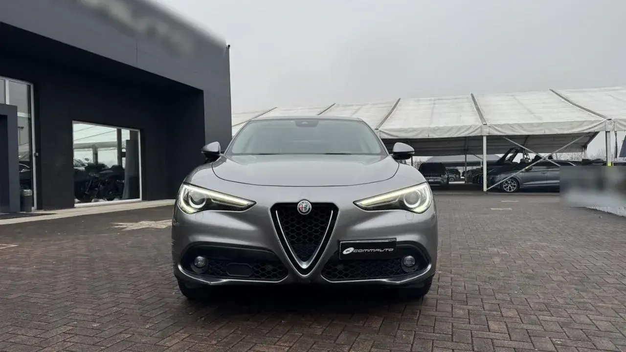 Alfa Romeo Stelvio 2.2 Turbodiesel 190 CV AT8 RWD Business