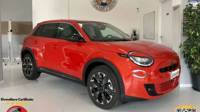 Fiat 600 Hybrid 110 CV DCT MHEV La Prima