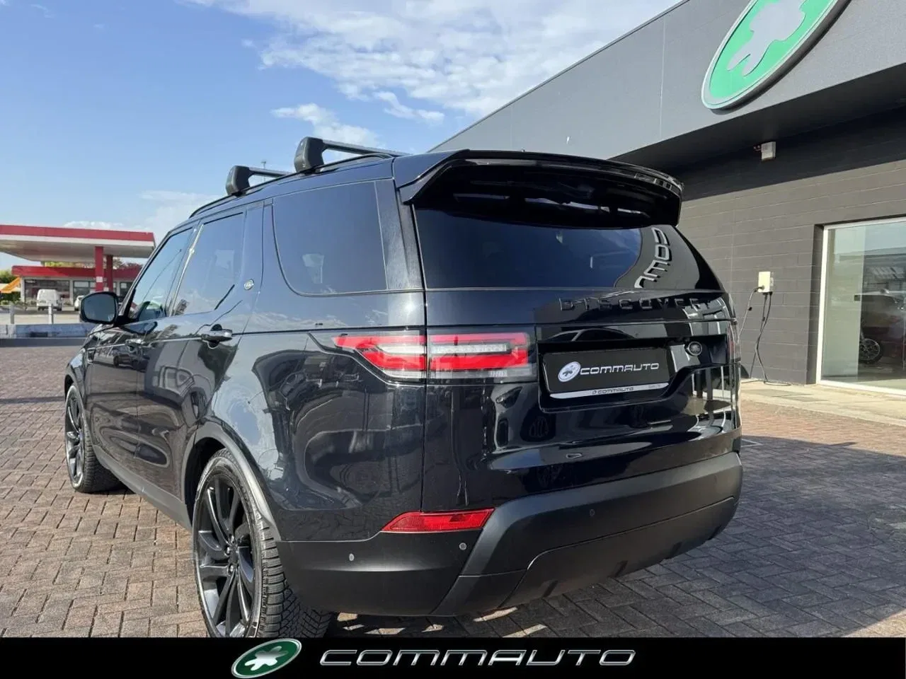 Land Rover Discovery 3.0 TD6 249 CV First Edition foto 6
