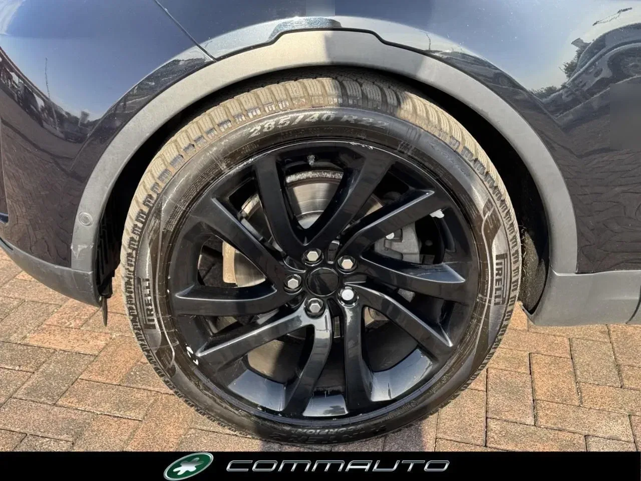 Land Rover Discovery 3.0 TD6 249 CV First Edition foto 7