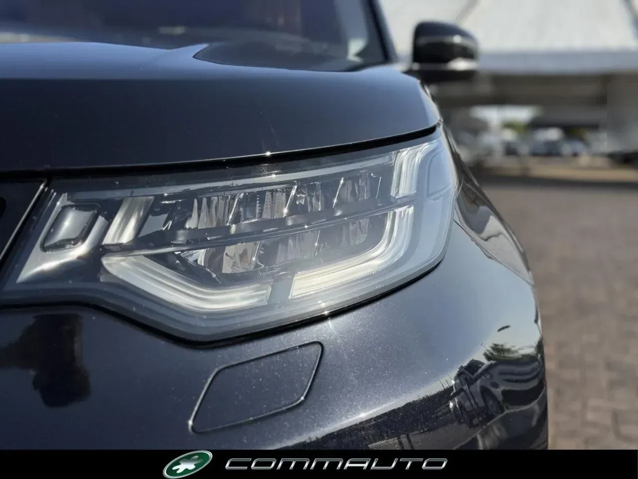 Land Rover Discovery 3.0 TD6 249 CV First Edition foto 8