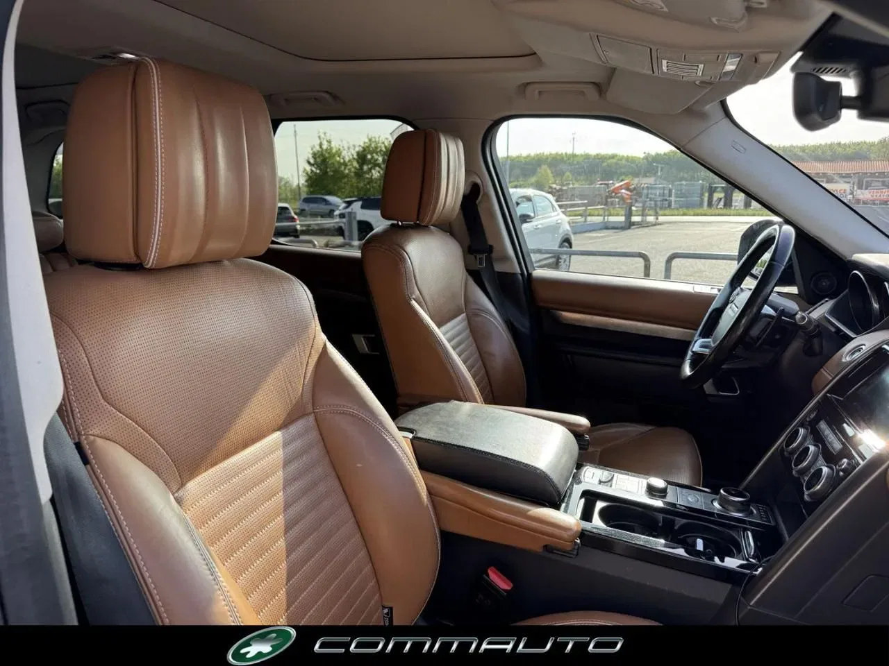 Land Rover Discovery 3.0 TD6 249 CV First Edition foto 37