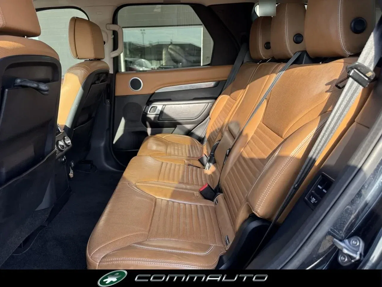 Land Rover Discovery 3.0 TD6 249 CV First Edition foto 30