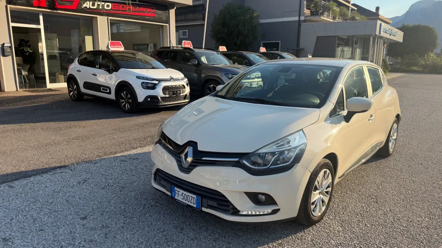 Renault Clio 1.2 75 CV 5p. Life