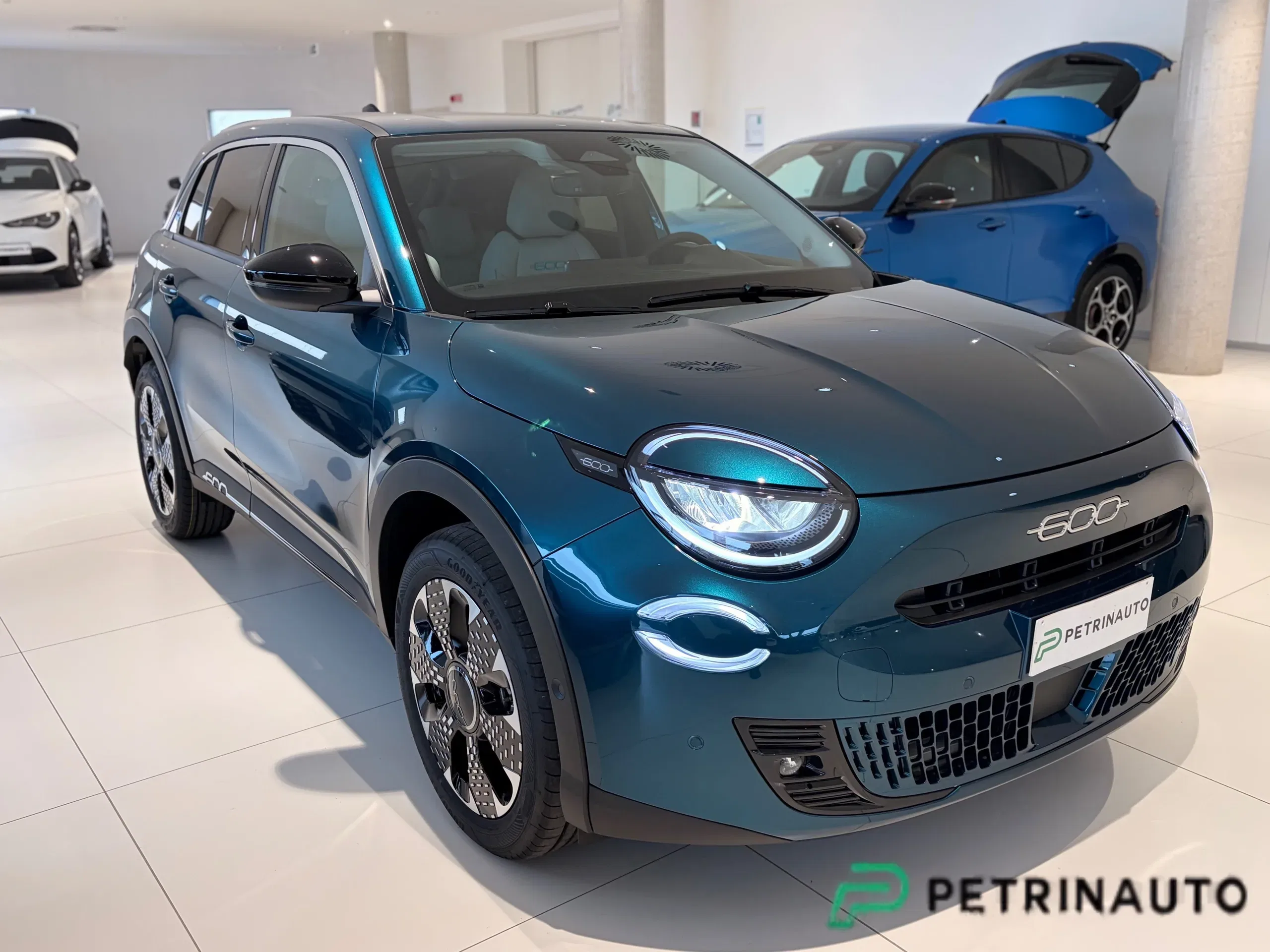 Fiat 600 1.2 hybrid La Prima 110cv auto Km.0 NAZIONALE foto 3