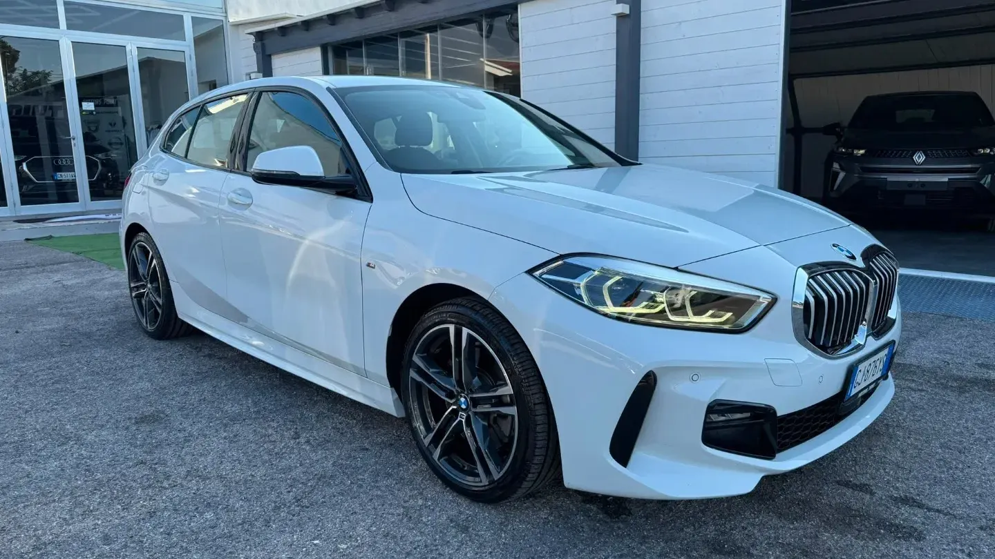 BMW 120d xDrive 5p. Msport MSPORT XDRIVE