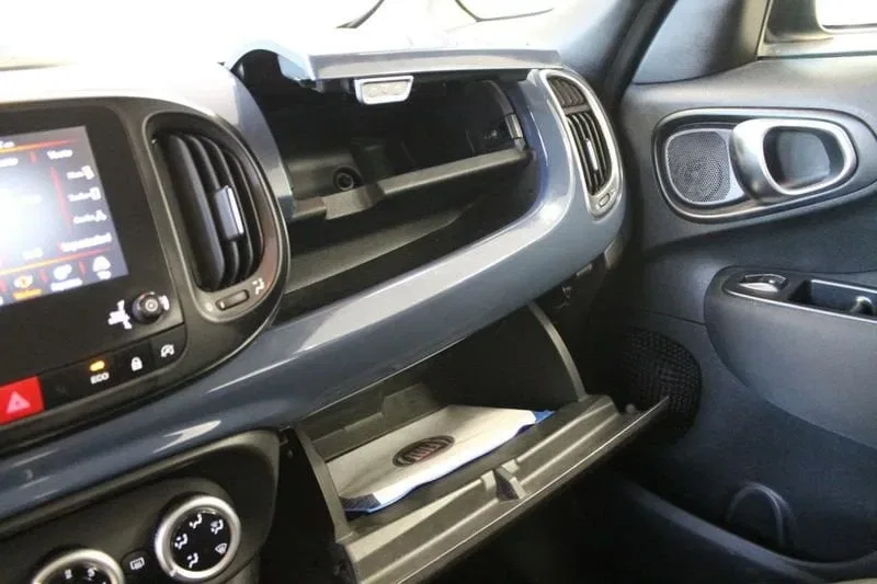 Fiat 500L 1.3 Multijet 95 CV Dualogic Business foto 24