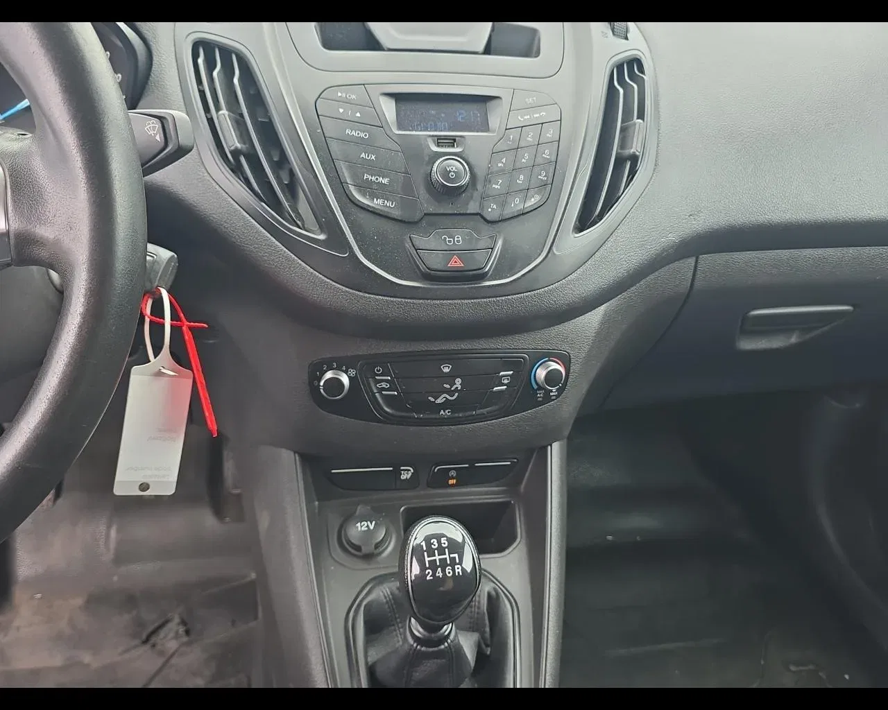 Ford Transit Courier 1.5 TDCi 75CV Van Trend foto 13