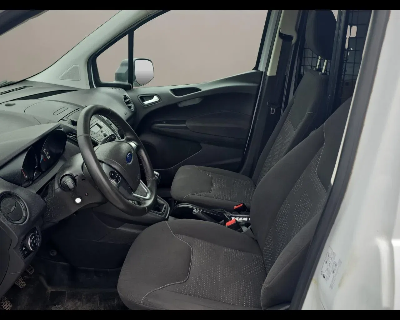 Ford Transit Courier 1.5 TDCi 75CV Van Trend foto 9