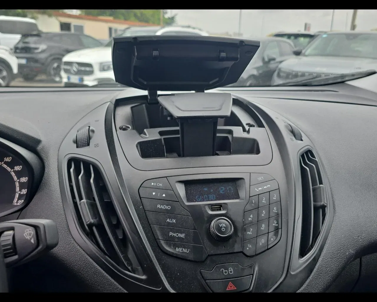 Ford Transit Courier 1.5 TDCi 75CV Van Trend foto 14