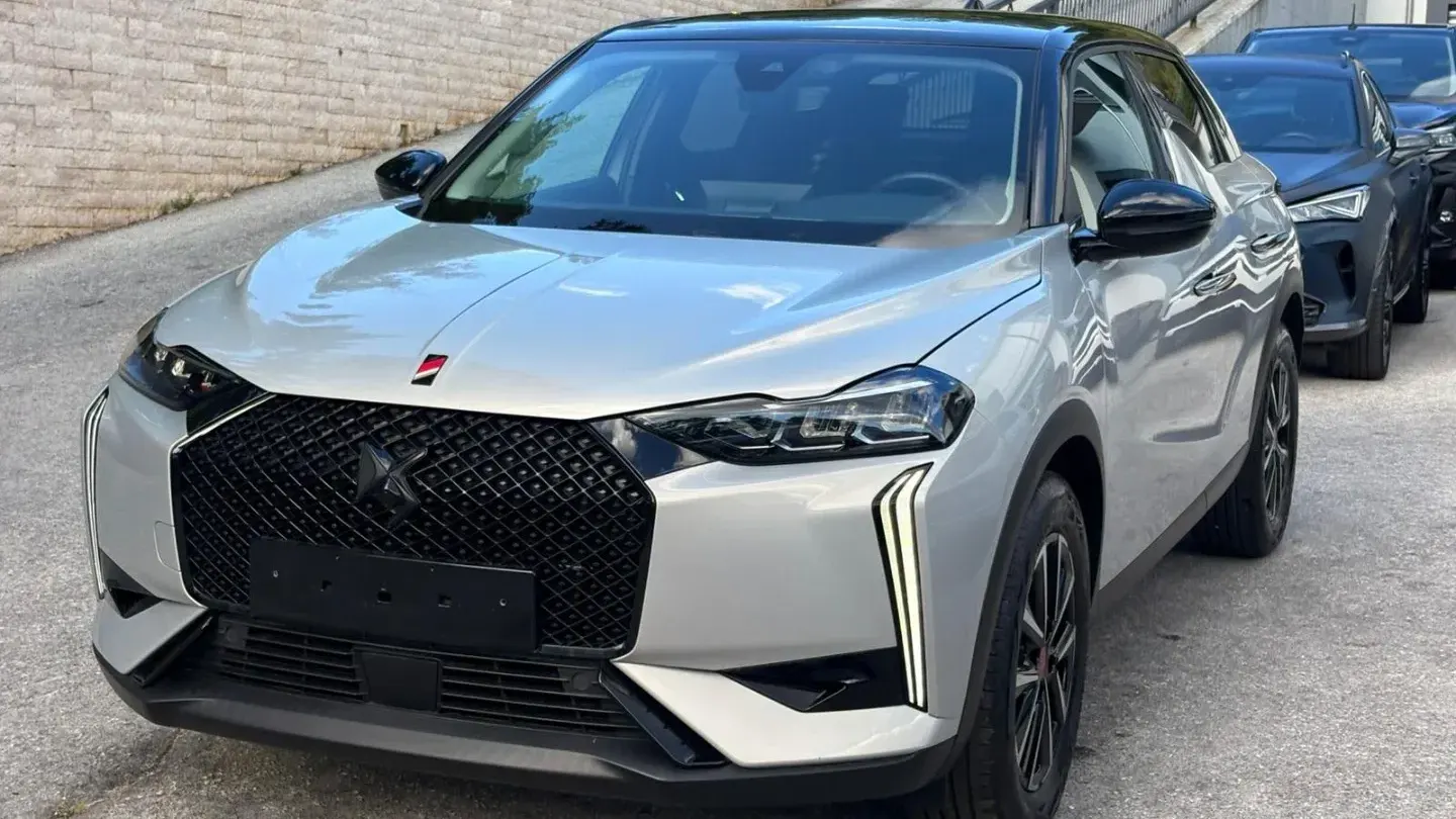 DS Automobiles DS 3 PureTech 100 Performance Line