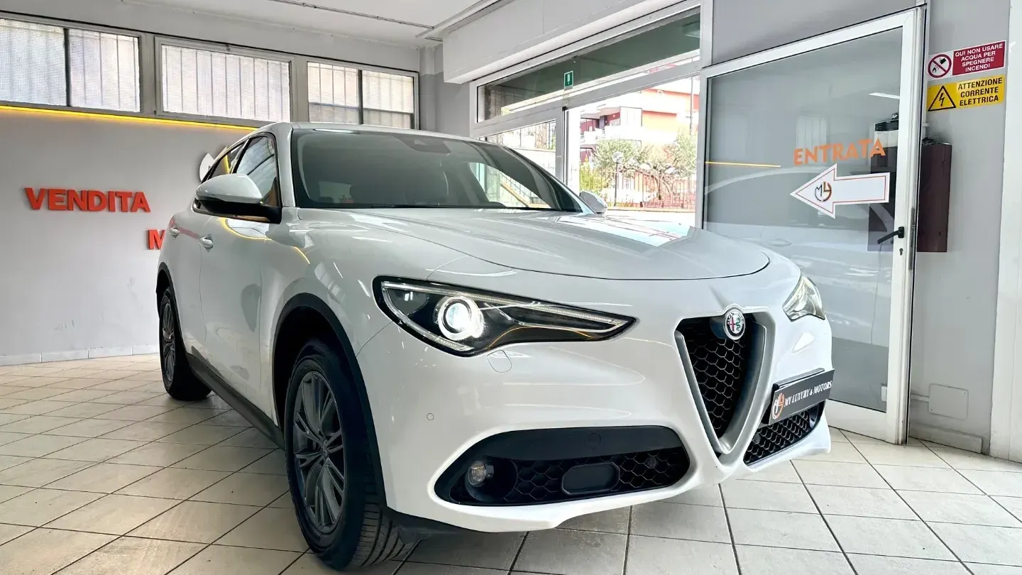 Alfa Romeo Stelvio 2.2 T.diesel 210 CV AT8 Q4 Exec.