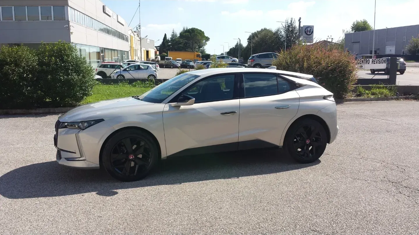 DS Automobiles DS 4 PureTech 130 aut. Performance Line