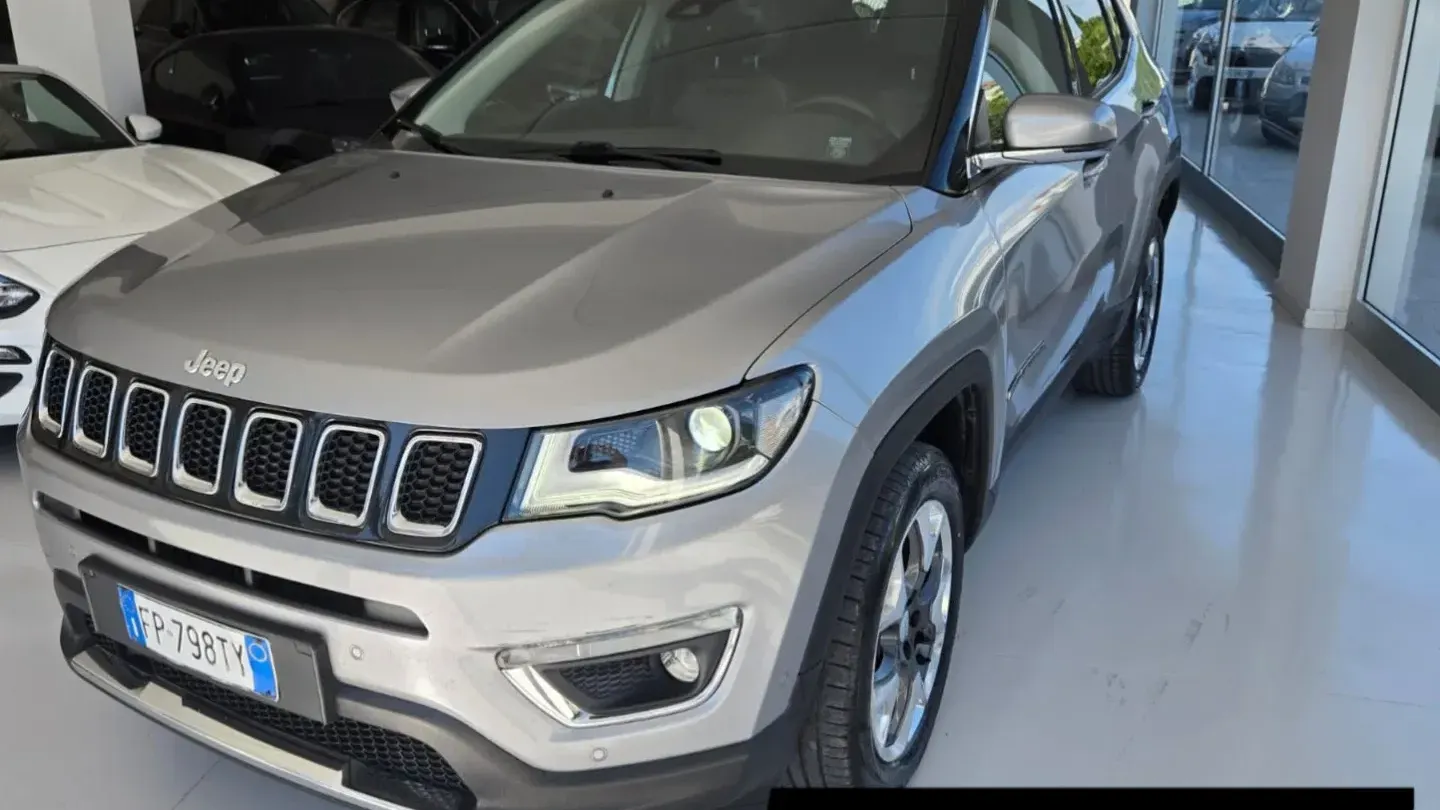 Jeep Compass 2.0 Mjt II aut. 4WD Lim. Winter TETTO PANORAMICO