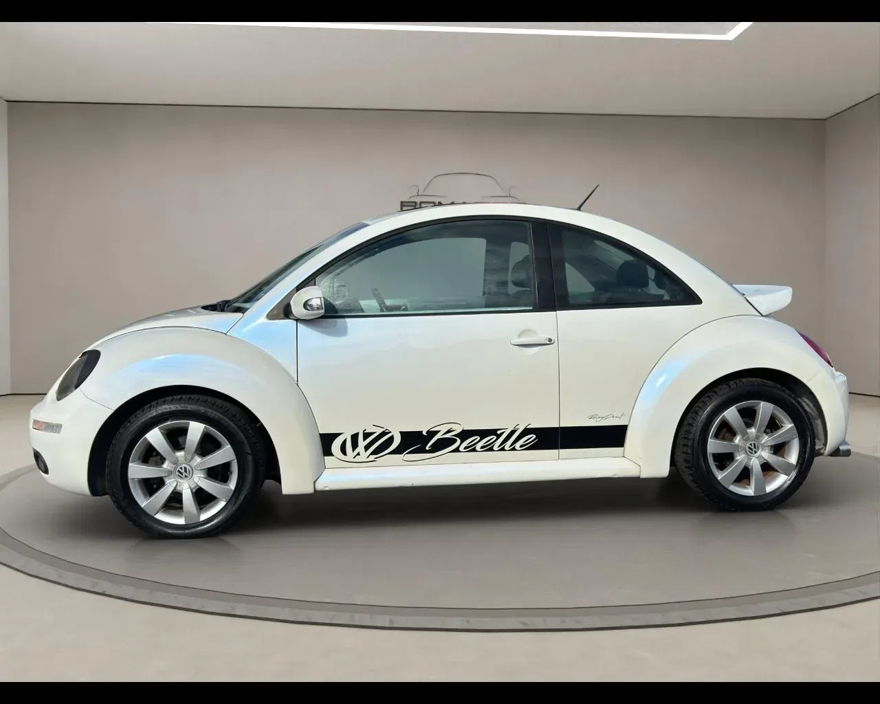 Volkswagen New Beetle 1.6 foto 7