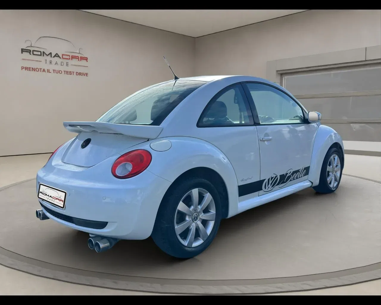 Volkswagen New Beetle 1.6 foto 4