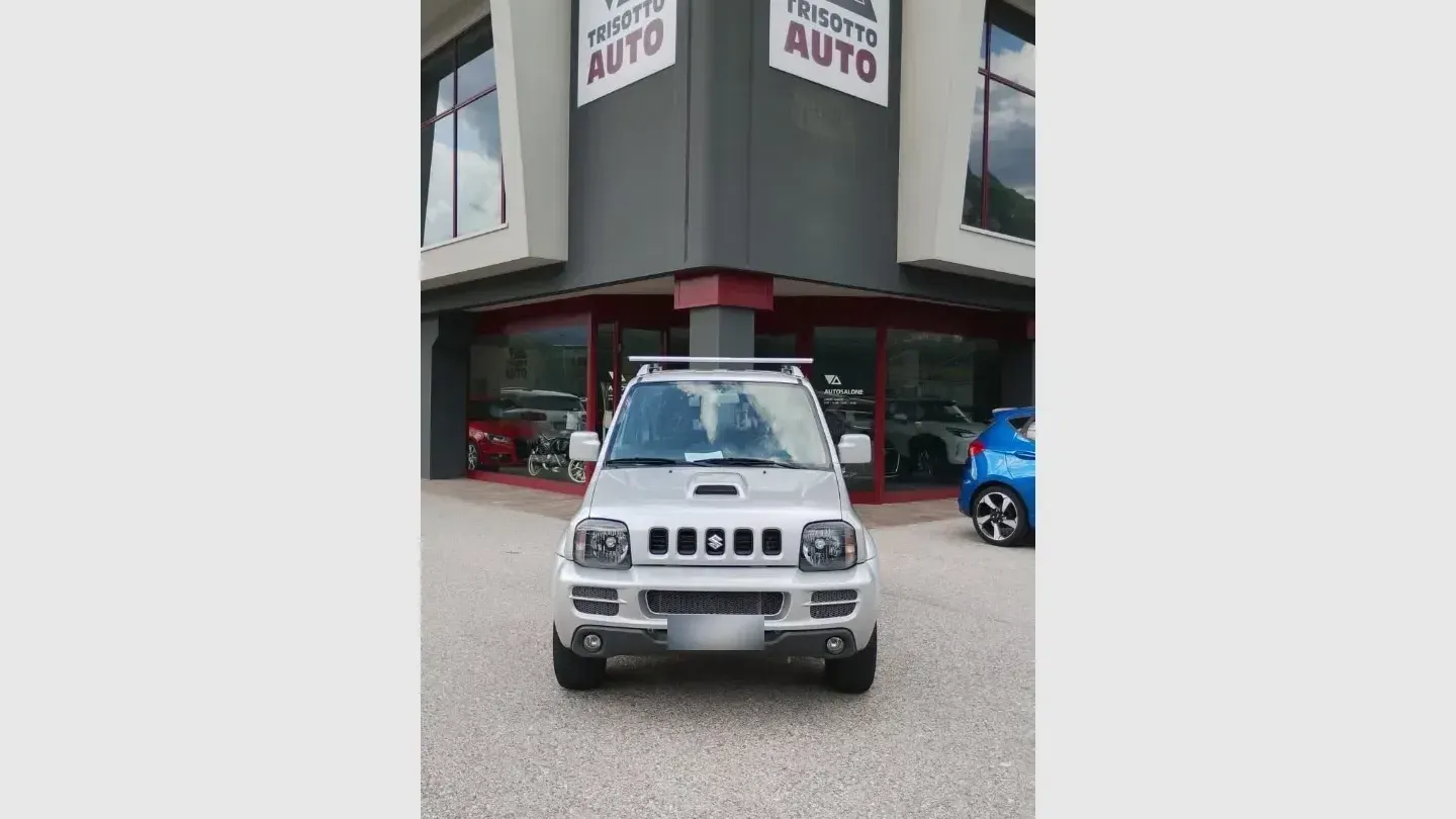 Suzuki Jimny 1.5 DDiS 4WD JLX CON GANCIO TRAINO