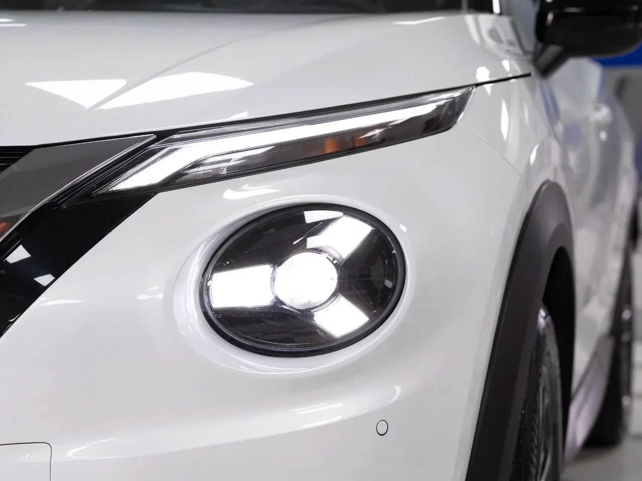 Nissan Juke 1.0 DIG-T N-Connecta 114CV DCT foto 10