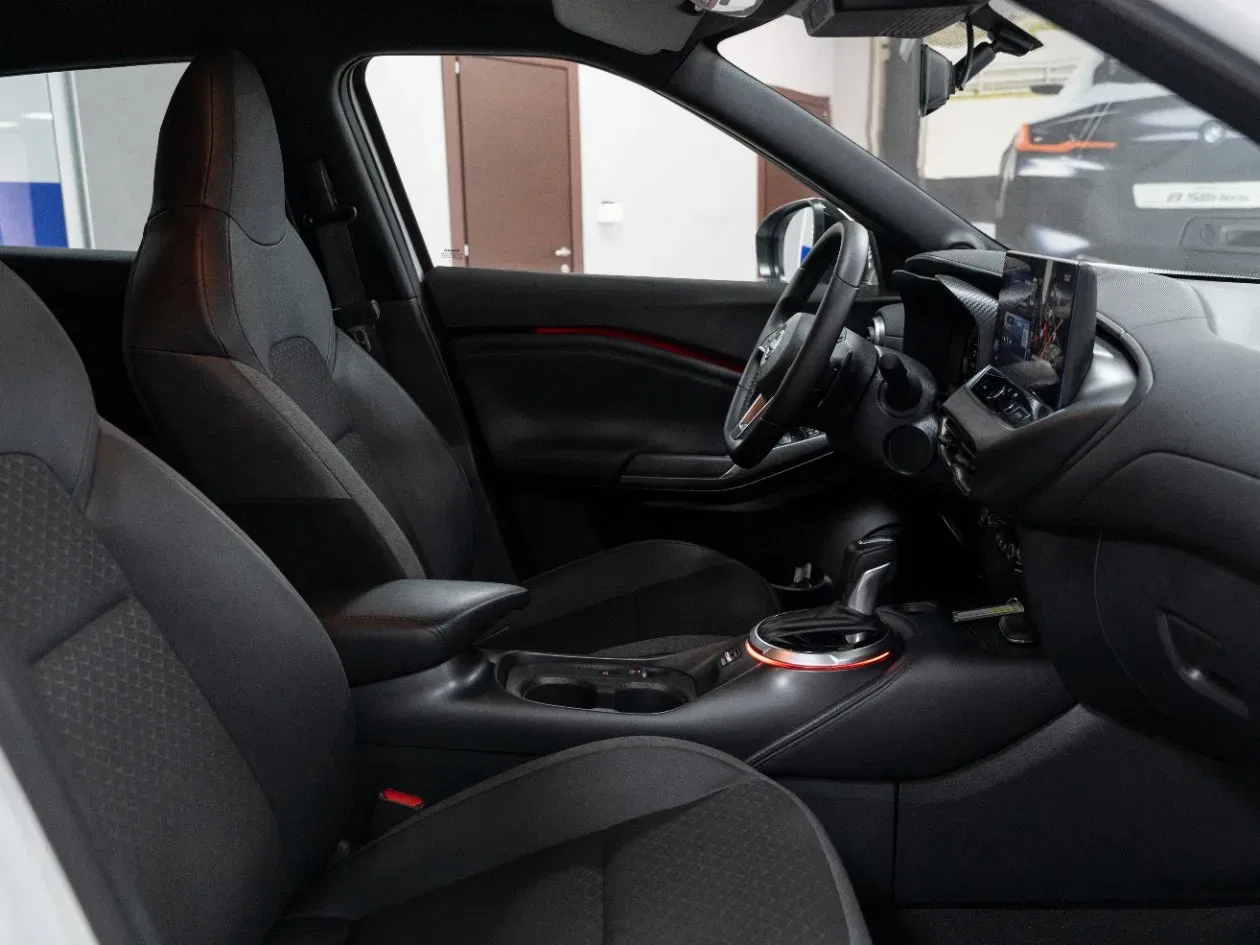 Nissan Juke 1.0 DIG-T N-Connecta 114CV DCT foto 14