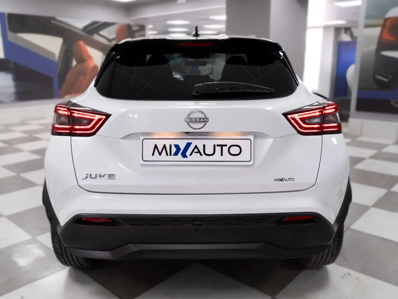 Nissan Juke 1.0 DIG-T N-Connecta 114CV DCT foto 4