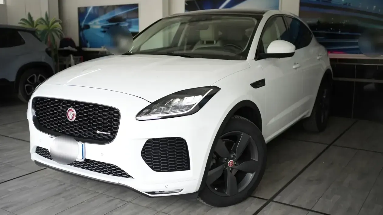 Jaguar E-Pace 2.0D 180 CV AWD R-Dynamic SE