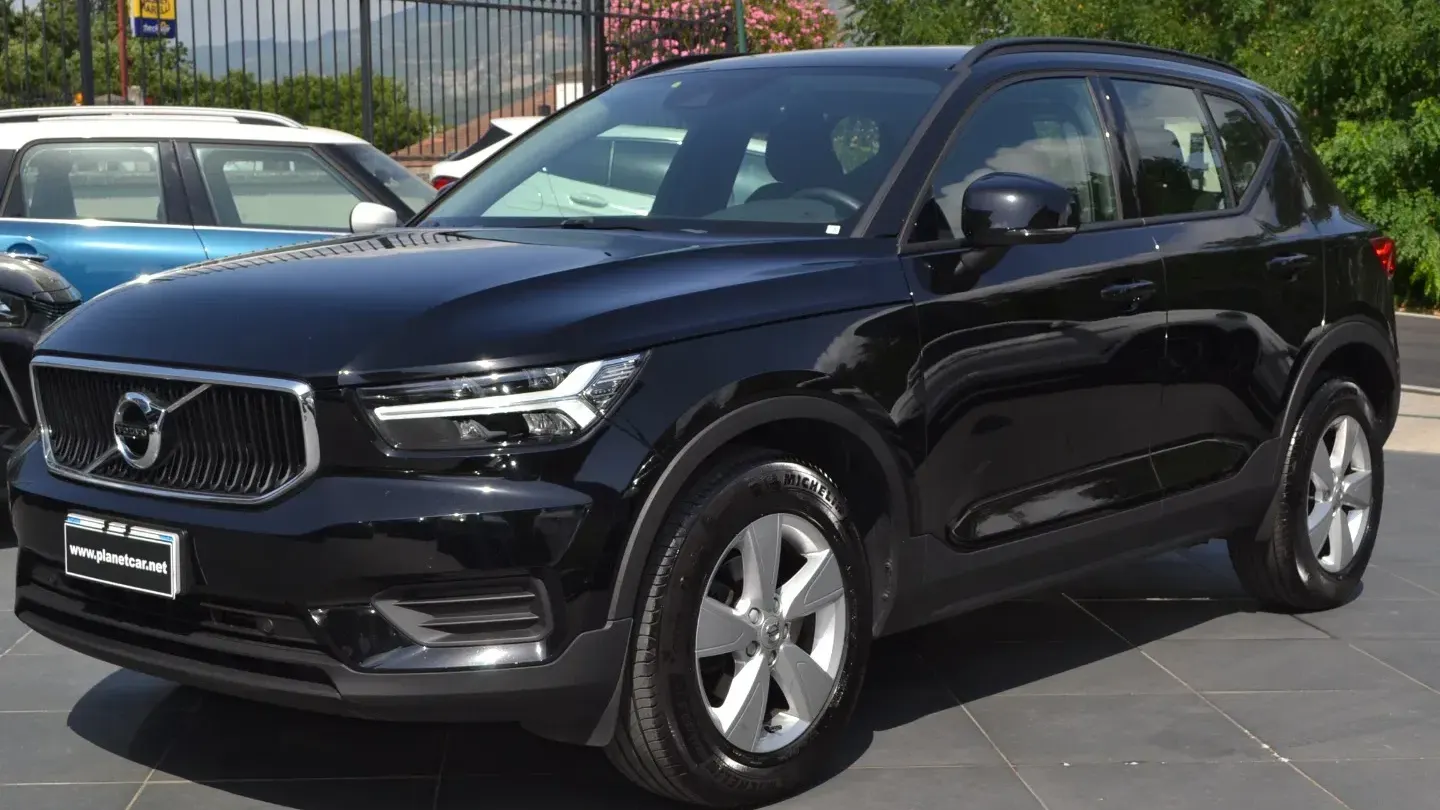 Volvo XC40 T2 Momentum Pro