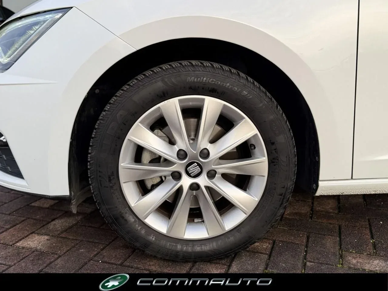 SEAT Leon 1.6 TDI 115 CV 5p. XCELLENCE foto 9