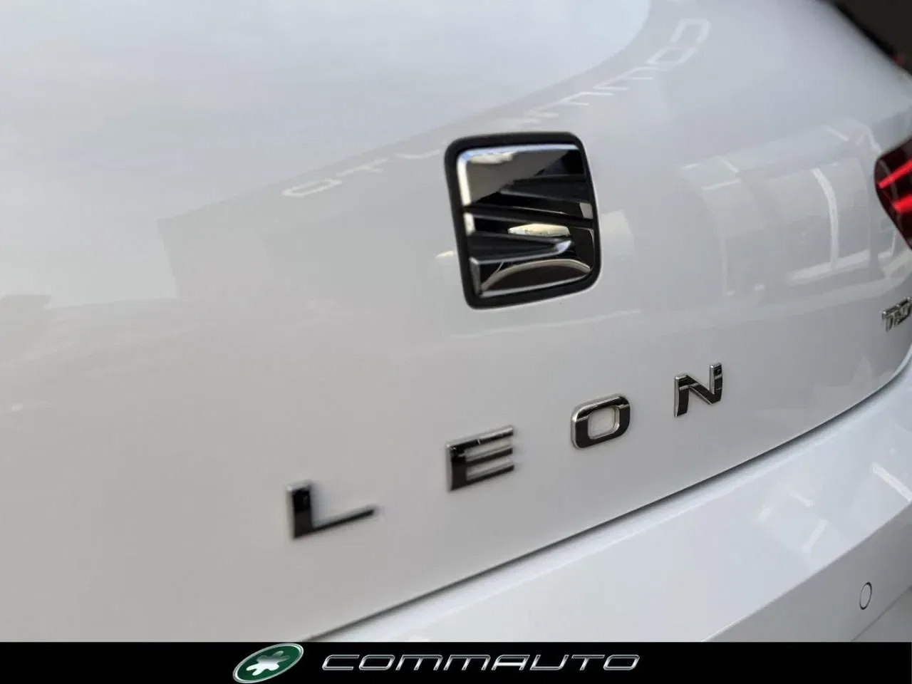 SEAT Leon 1.6 TDI 115 CV 5p. XCELLENCE foto 8