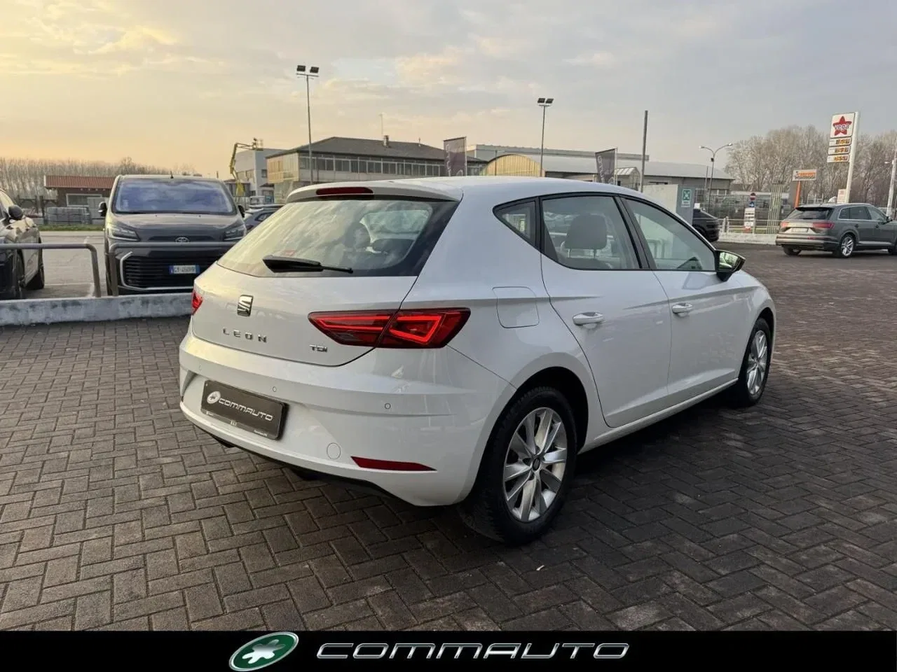 SEAT Leon 1.6 TDI 115 CV 5p. XCELLENCE foto 4