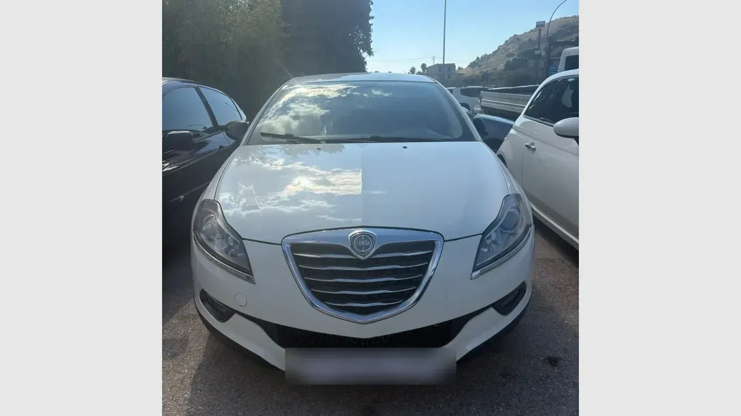 Lancia Delta 1.6 MJT 105 CV Gold