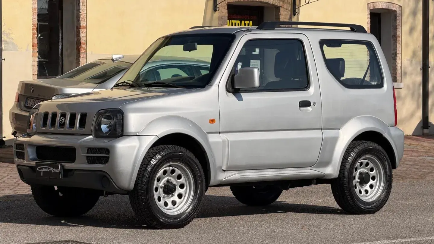 Suzuki Jimny 1.3 4WD JLX 4X4–NEOPATENTATI