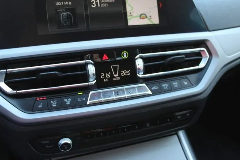 BMW 318 d Business Advantage foto 16