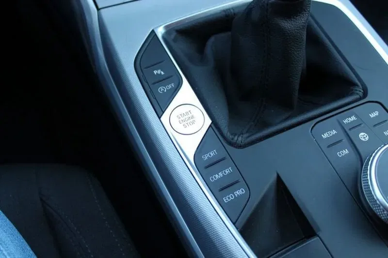 BMW 318 d Business Advantage foto 19