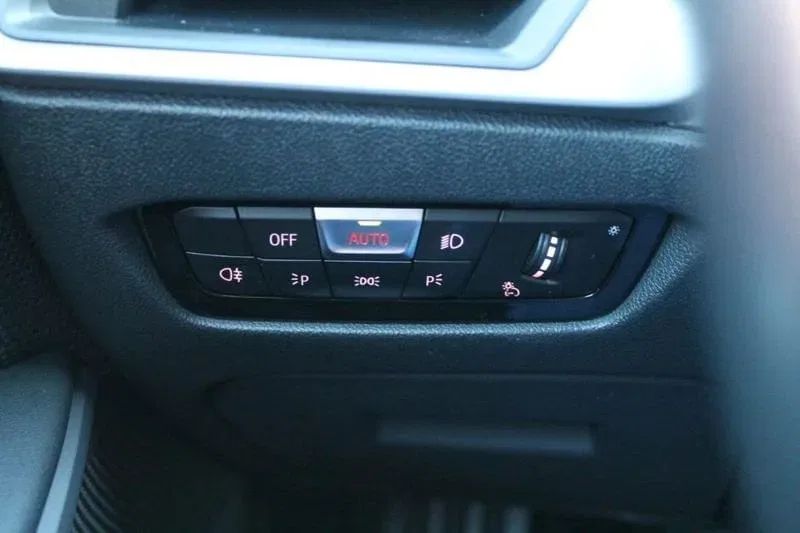 BMW 318 d Business Advantage foto 30