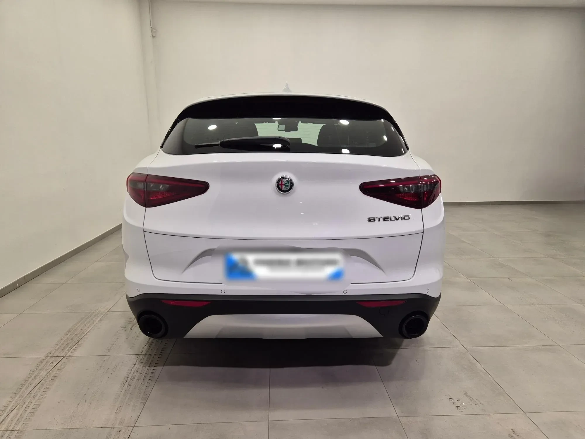 Alfa Romeo Stelvio 2.2 Tdi Business 160cv auto N1 Autocarro foto 4