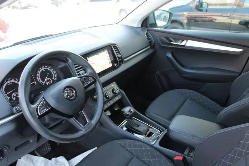 Skoda Karoq 1.6 TDI SCR DSG Executive foto 7