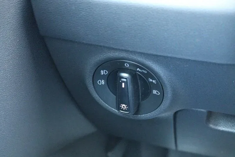 Skoda Karoq 1.6 TDI SCR DSG Executive foto 26