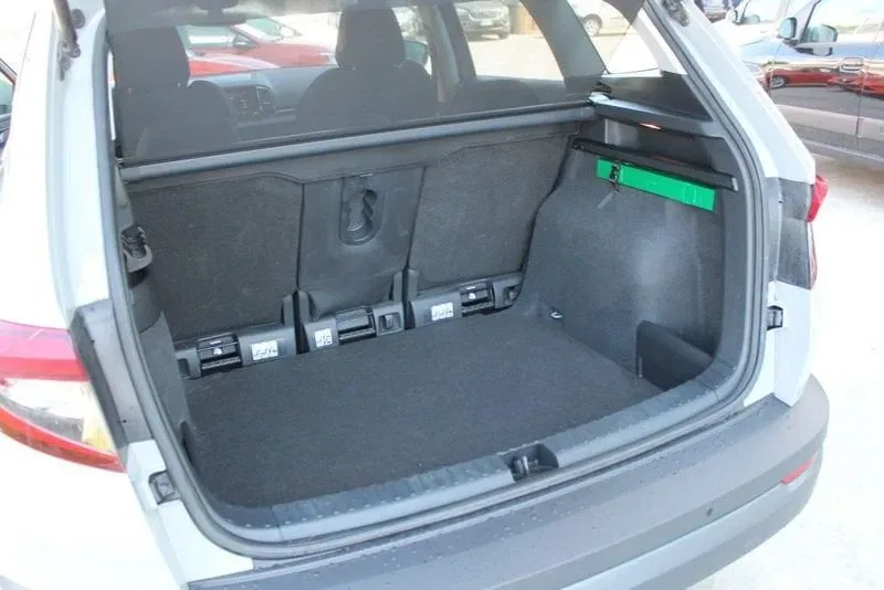 Skoda Karoq 1.6 TDI SCR DSG Executive foto 29
