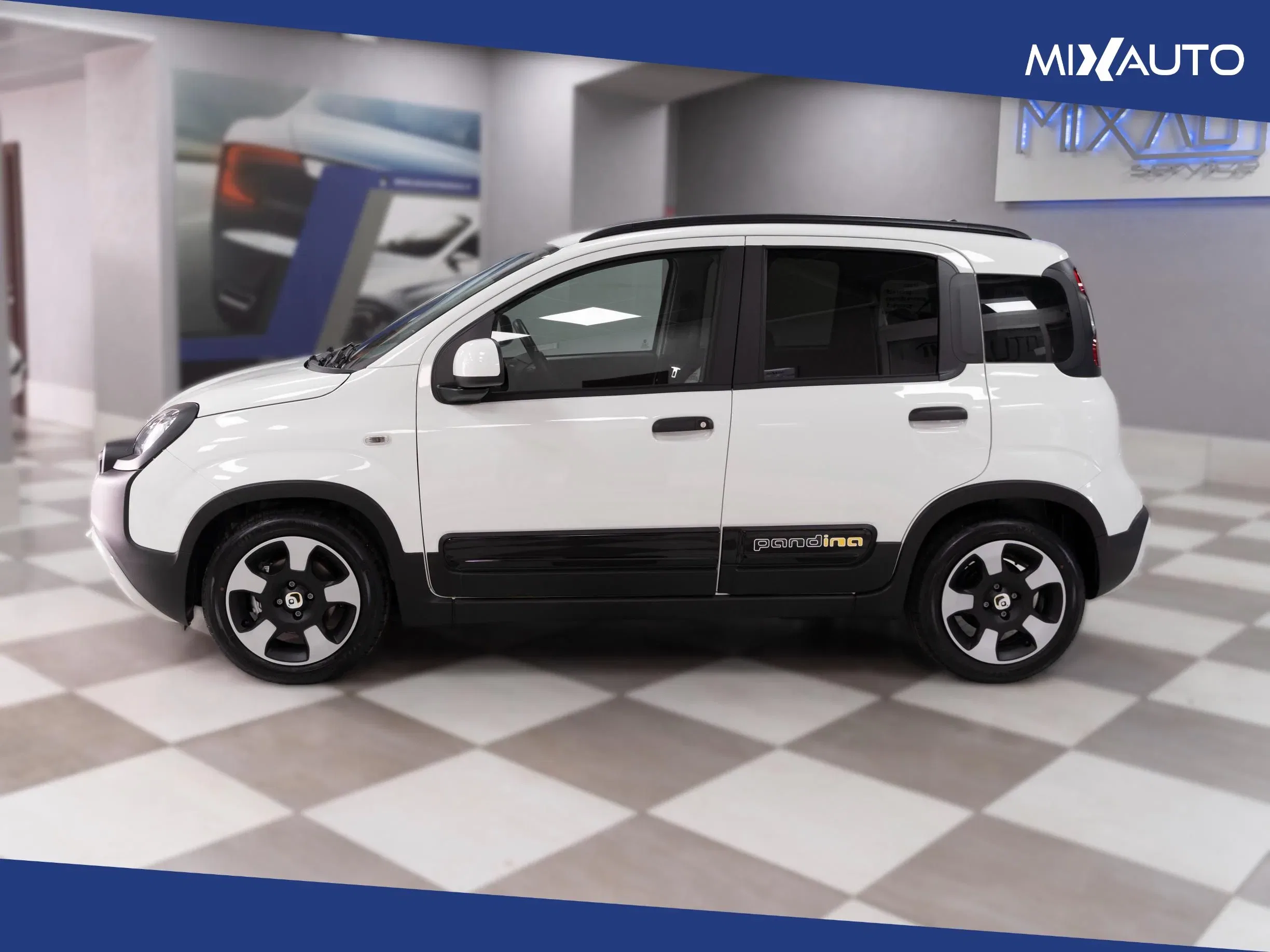 Fiat Panda Pandina Cross 1.0 Firefly Hybrid S&S 70CV foto 3