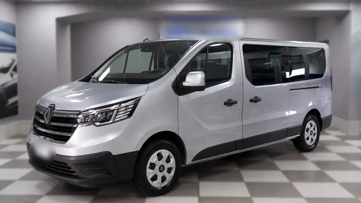 RENAULT Trafic Passenger 2.0 Blue DCI 150CV L2 Authentic